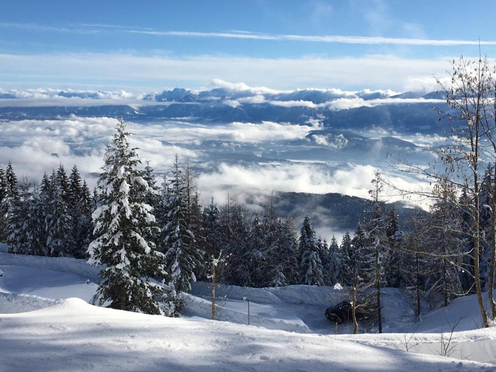 Familienapartment Sonne Und Schnee Kanzelhohe Buitenkant foto